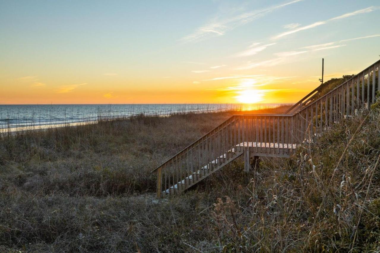 Dogwood Treehouse Home Pine Knoll Shores Bagian luar foto
