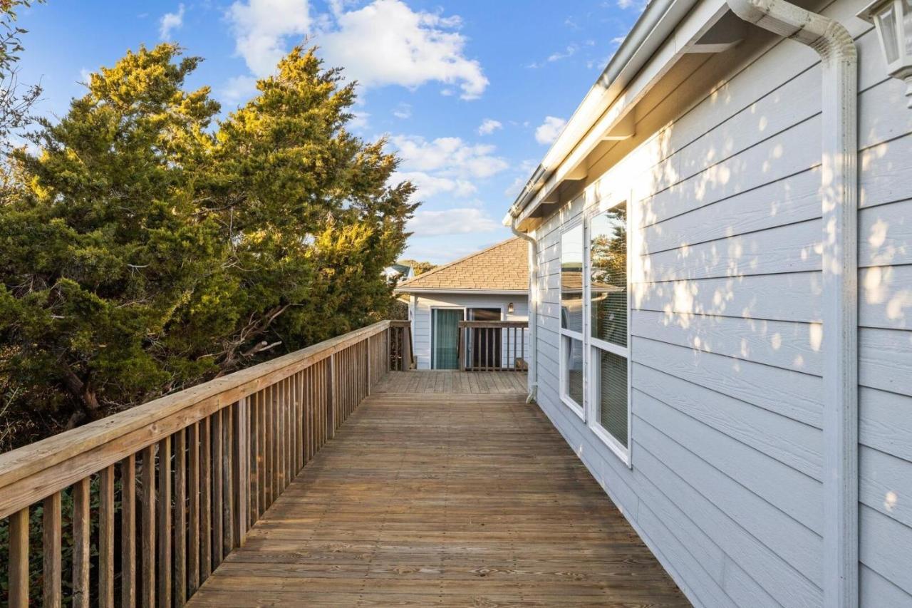 Dogwood Treehouse Home Pine Knoll Shores Bagian luar foto